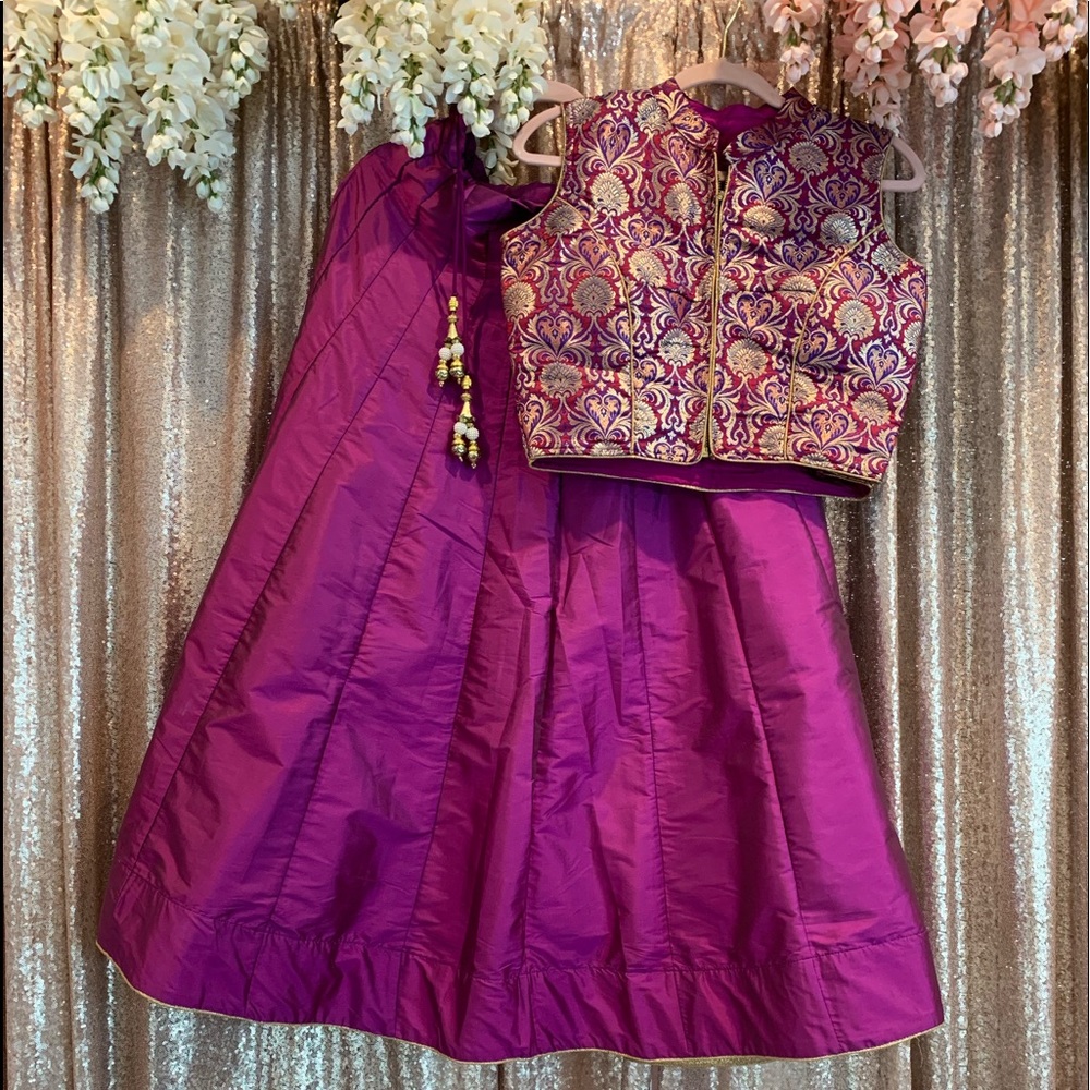LEHANGA ( purple outfit)
